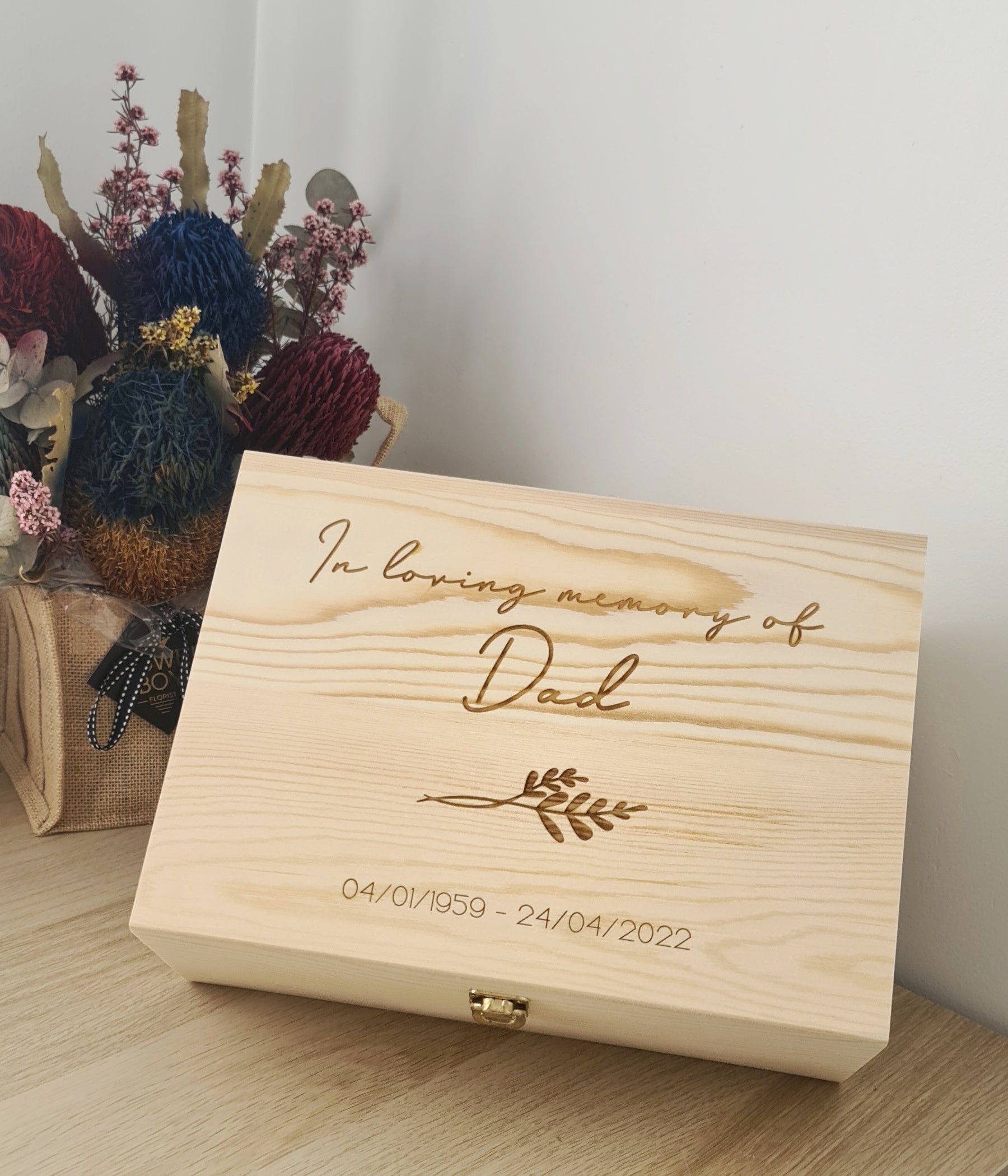 Simple Leaf Keepsake Box