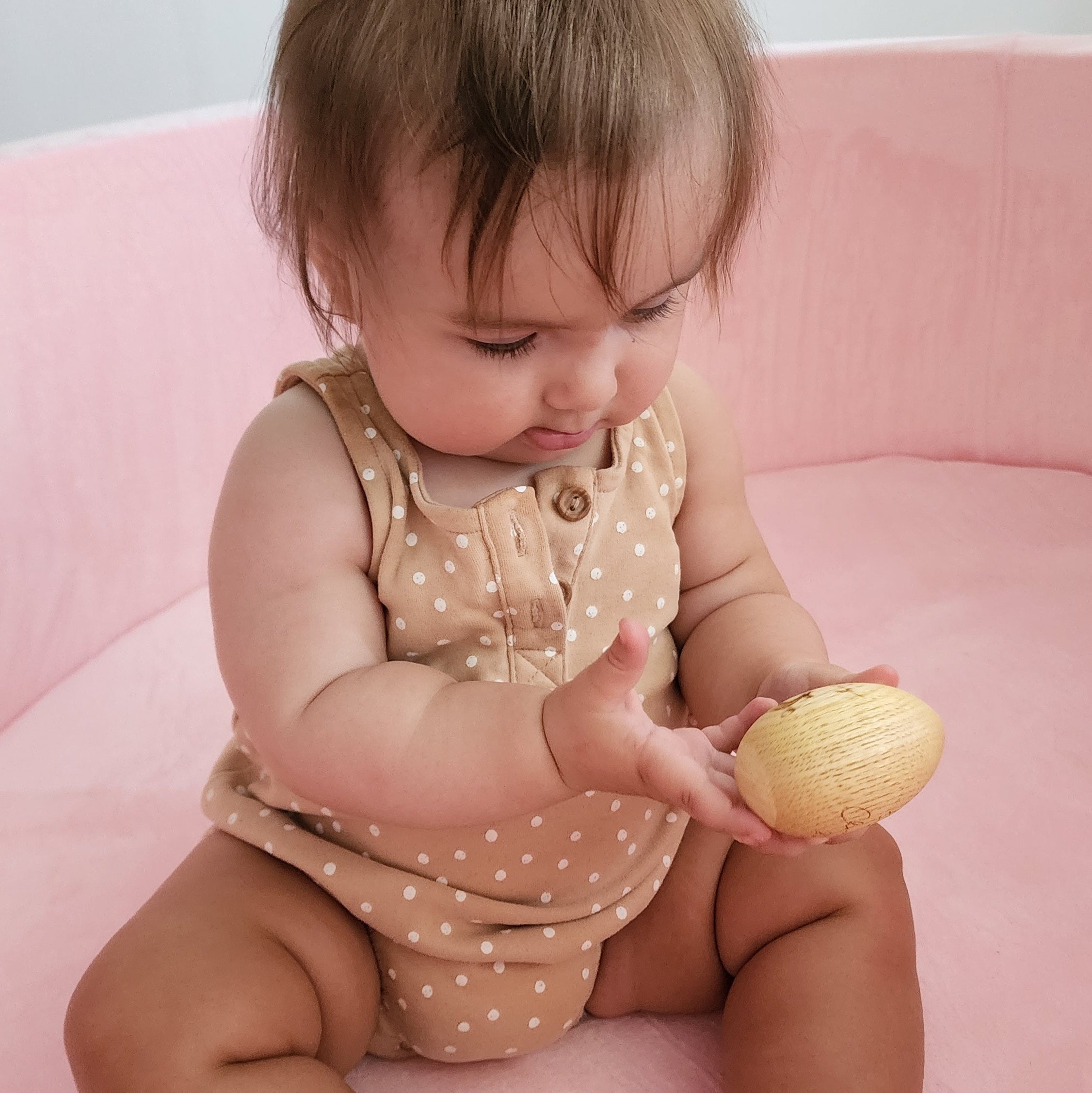 Wooden Shaker Christmas Egg