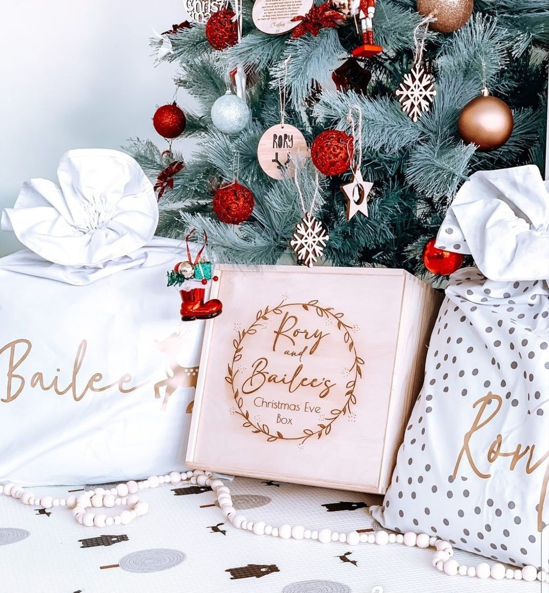 Leaf Wreath Christmas Box