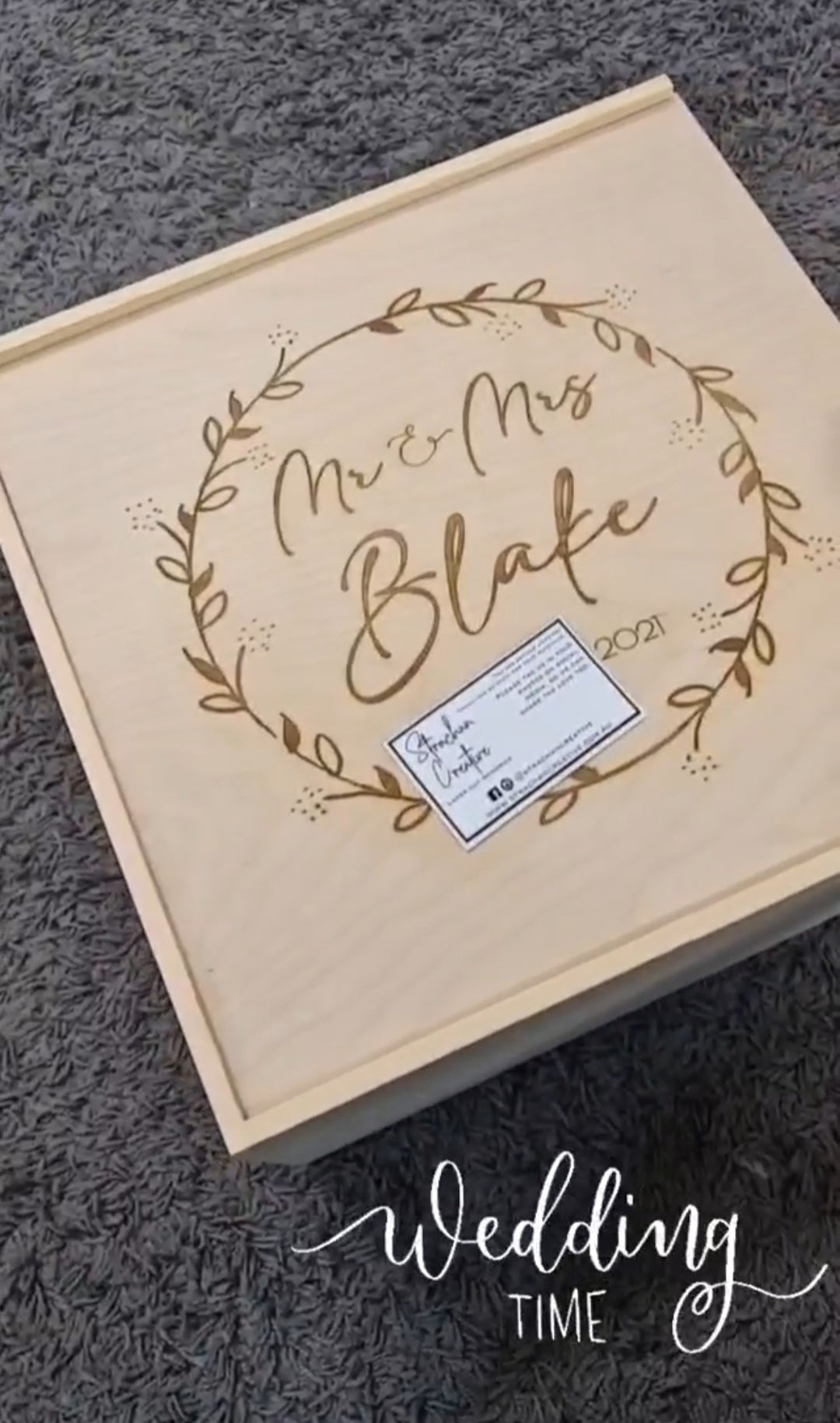 Leaf Wreath Christmas Box