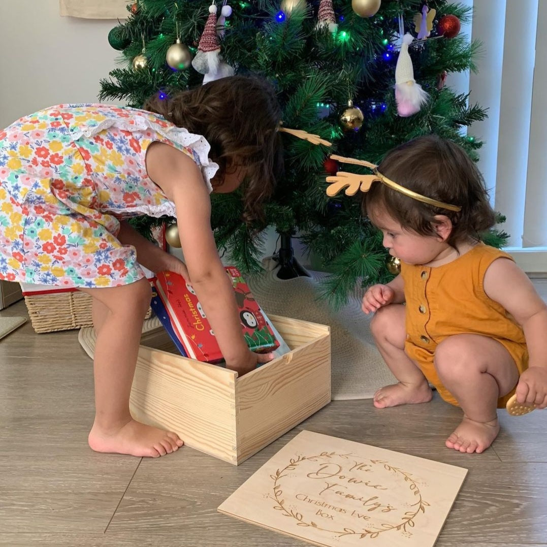 Leaf Wreath Christmas Box