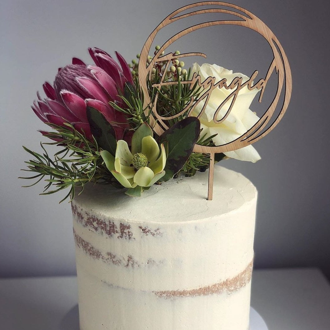 Engaged (round) Cake Topper
